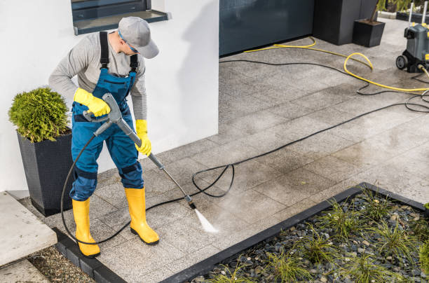 Best Garage Pressure Washing  in Mathis, TX